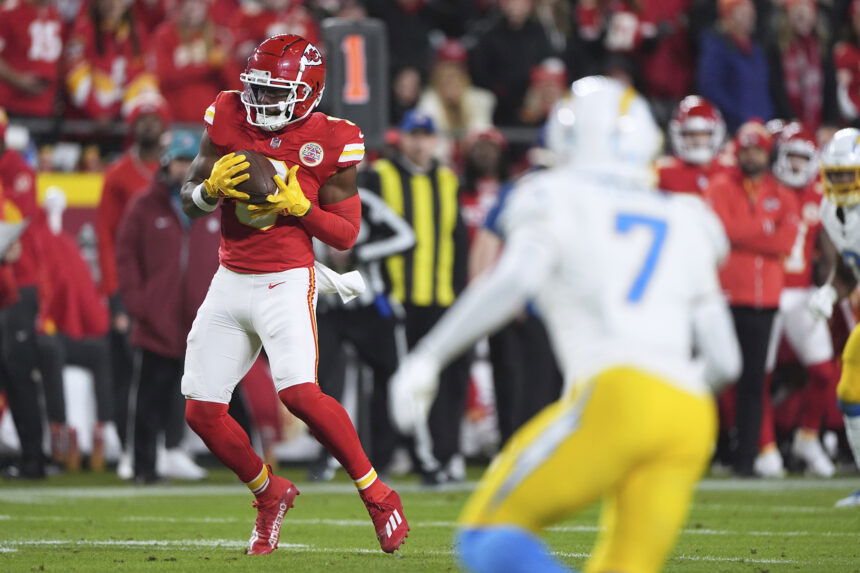 Chargers Chiefs Football