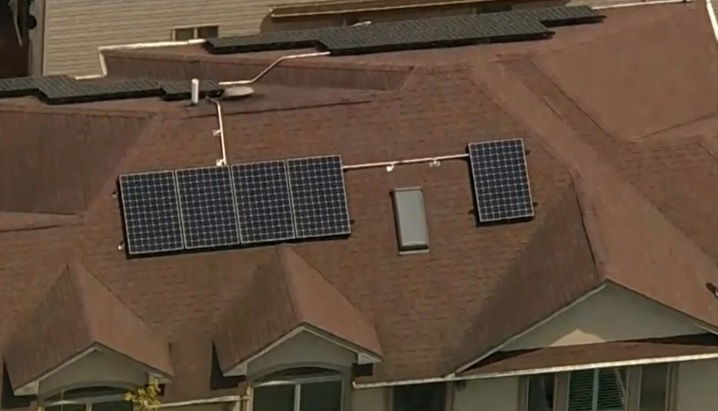 <i>WCBS via CNN Newsource</i><br/>Maria and Louis Pinneri's golden years have been shaded by a broken solar panel system. In 2011