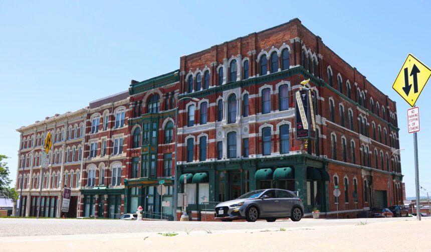 Former Boudreaux's building 2