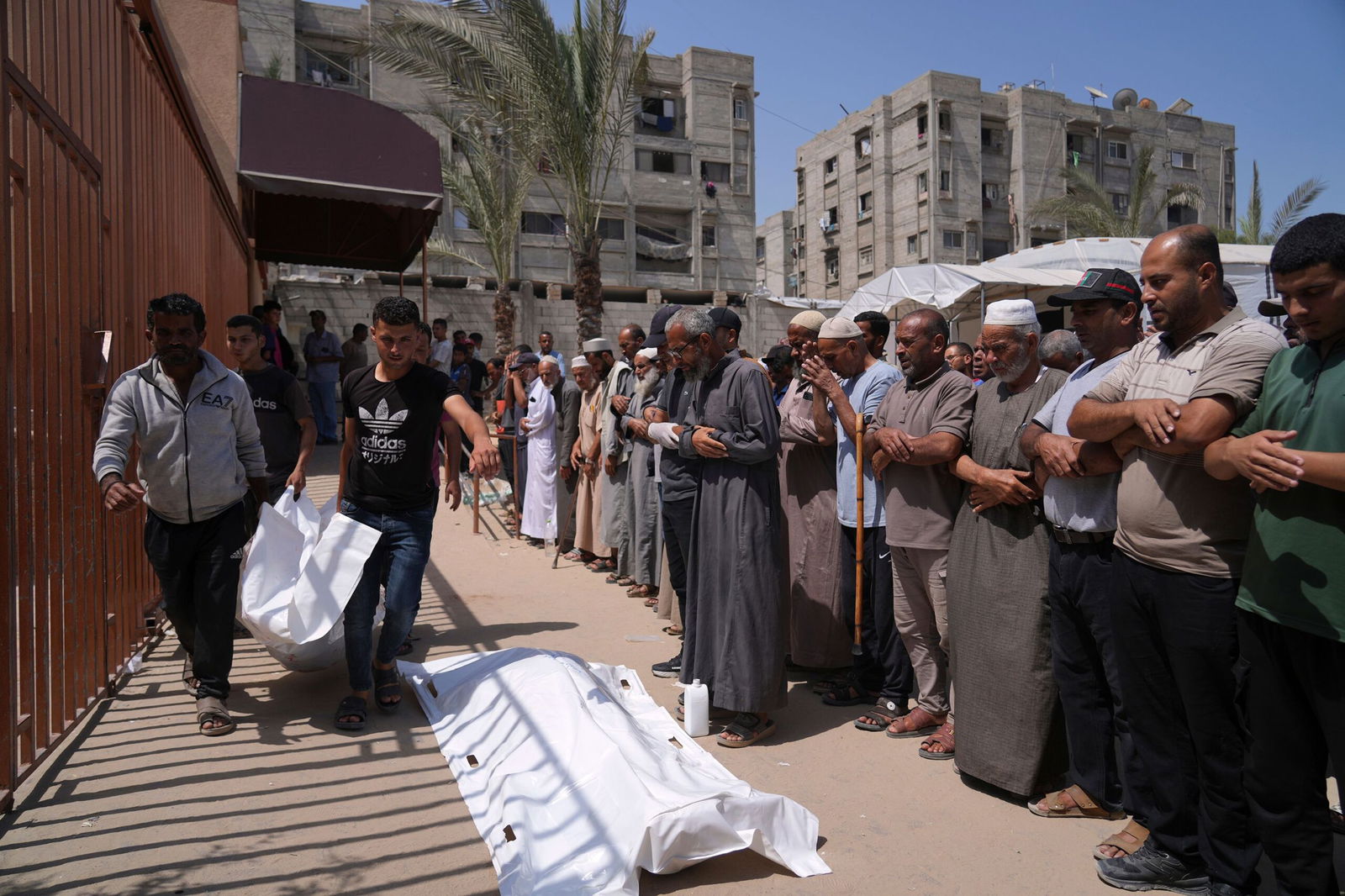 <i>Hani Alshaer/Anadolu via Getty Images via CNN Newsource</i><br/>