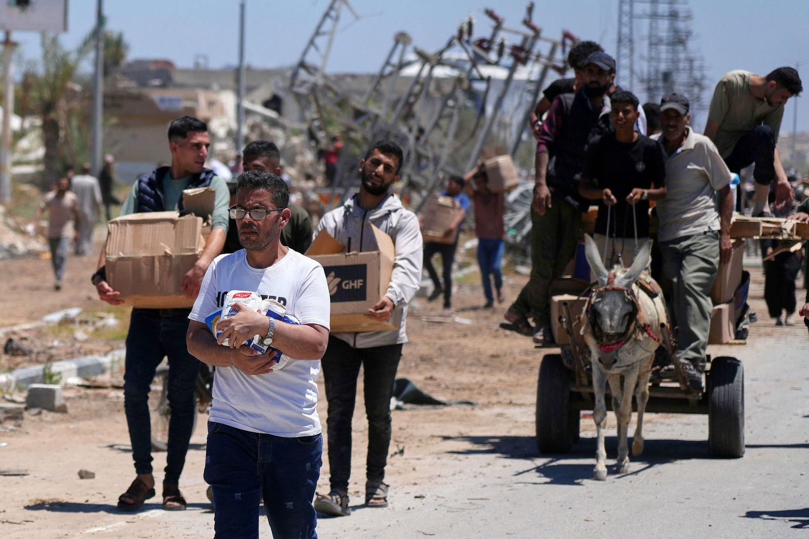 <i>Abdel Kareem Hana/AP via CNN Newsource</i><br/>A US consulting firm has canceled its contract with the controversial US and Israel-backed aid organization