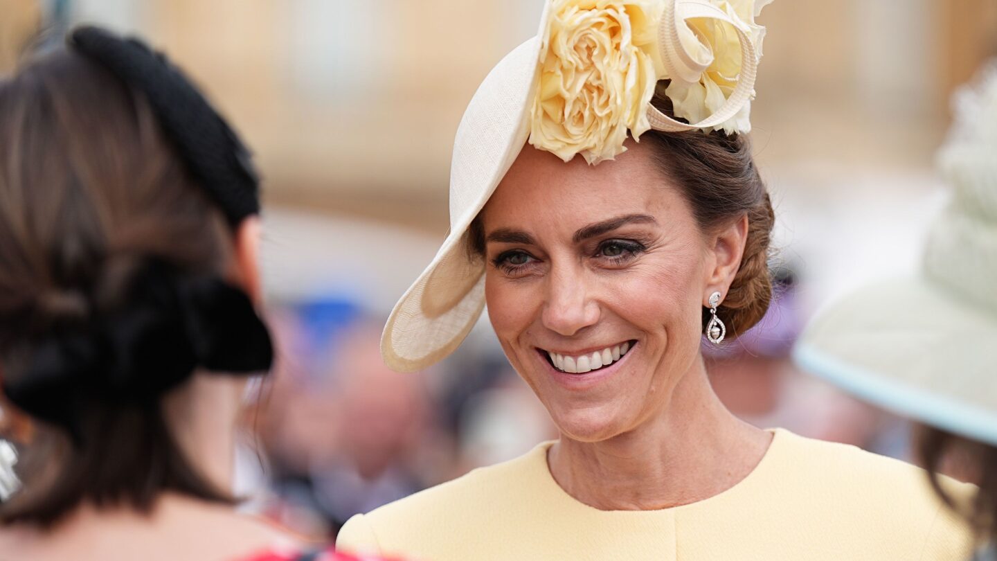 <i>Aaron Chown/WPA Pool/Getty Images via CNN Newsource</i><br/>The Princess of Wales greets guests during a Royal Garden Party at Buckingham Palace on May 20 in London