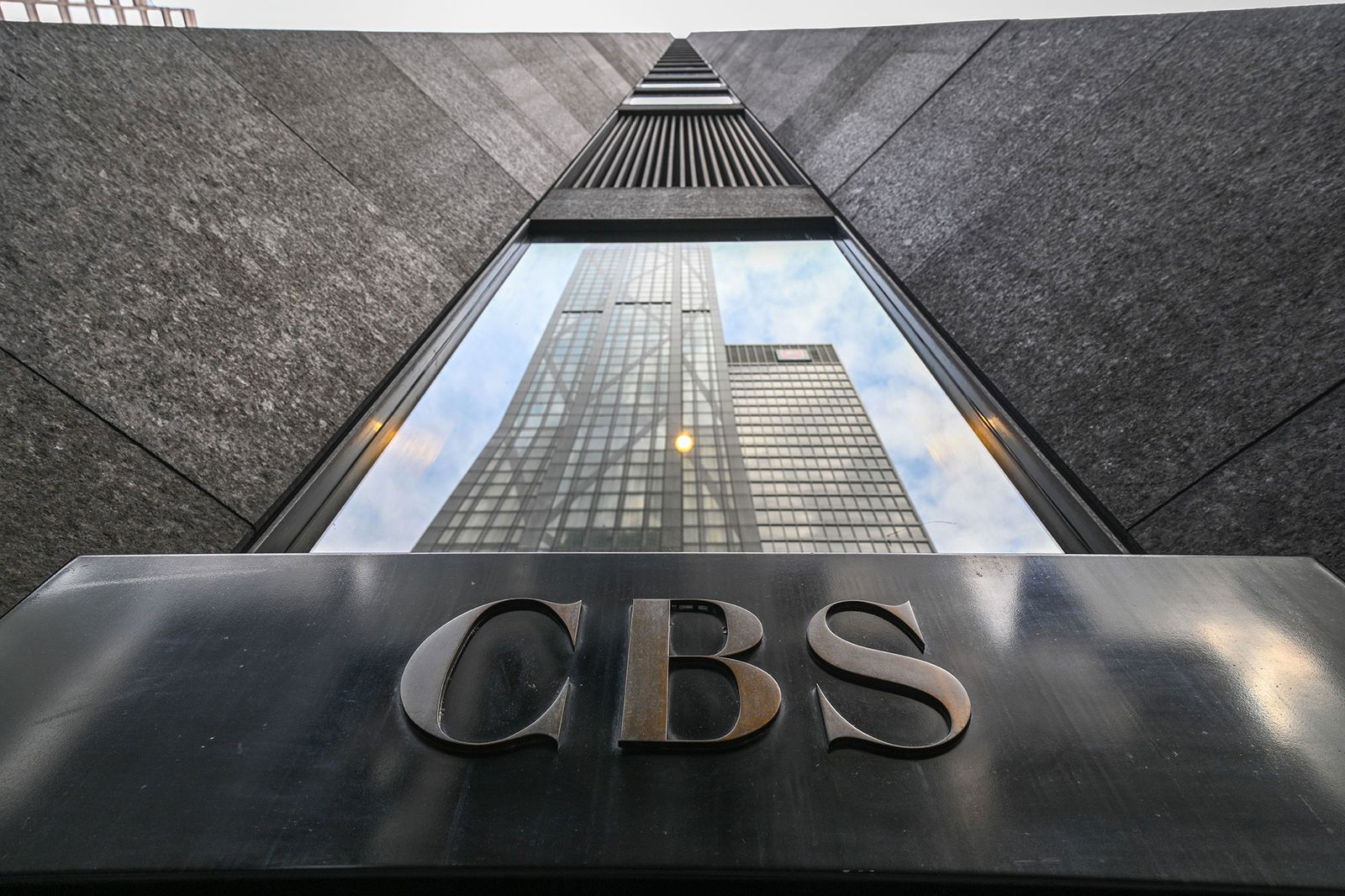 <i>Erik Pendzich/Shutterstock via CNN Newsource</i><br/>Paramount Global