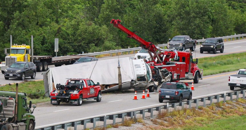 Interstate 29 Crash Lowes Truck 1