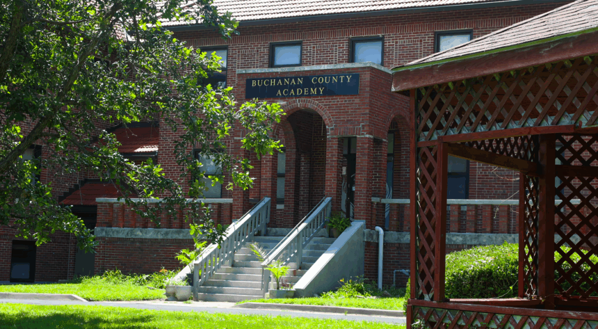 JUVENILE DETENTION JUSTICE CENTER
