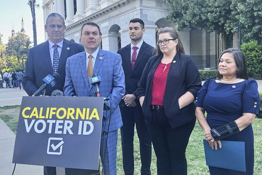 Republican Assemblymember Carl DeMaio speaks at a press conference on Wednesday