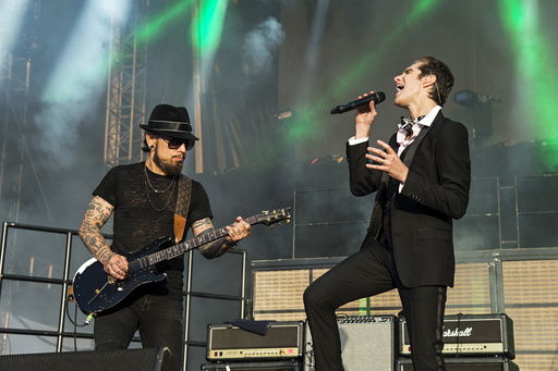 FILE - Dave Navarro