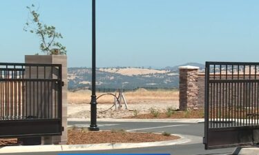 Residents in a Lincoln neighborhood are praising the quick response of firefighters after a brush fire forced them to evacuate on the Fourth of July