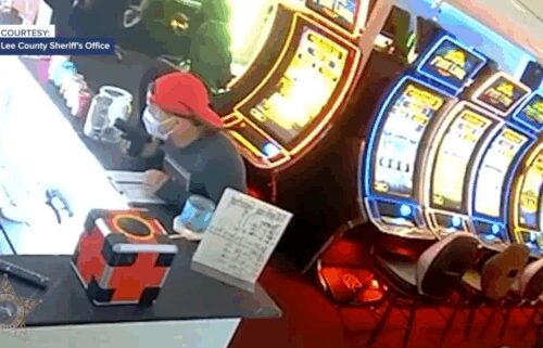 Jose Baez Suarez walked into Kings World Arcade off McGregor Boulevard on July 18