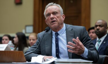 The office of US Department of Health and Human Services Secretary Robert F. Kennedy called off an upcoming meeting of expert advisers on preventive health care.