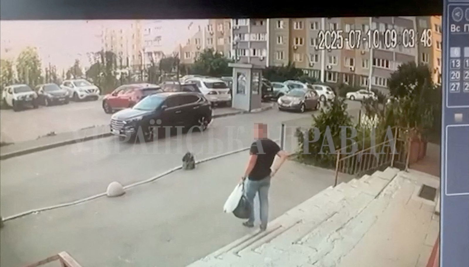 <i>Ukrainska Pravda/Reuters via CNN Newsource</i><br/>A CCTV footage shows a Security Service of Ukraine (SBU) officer walking down the stairs moments before he was shot in Kyiv