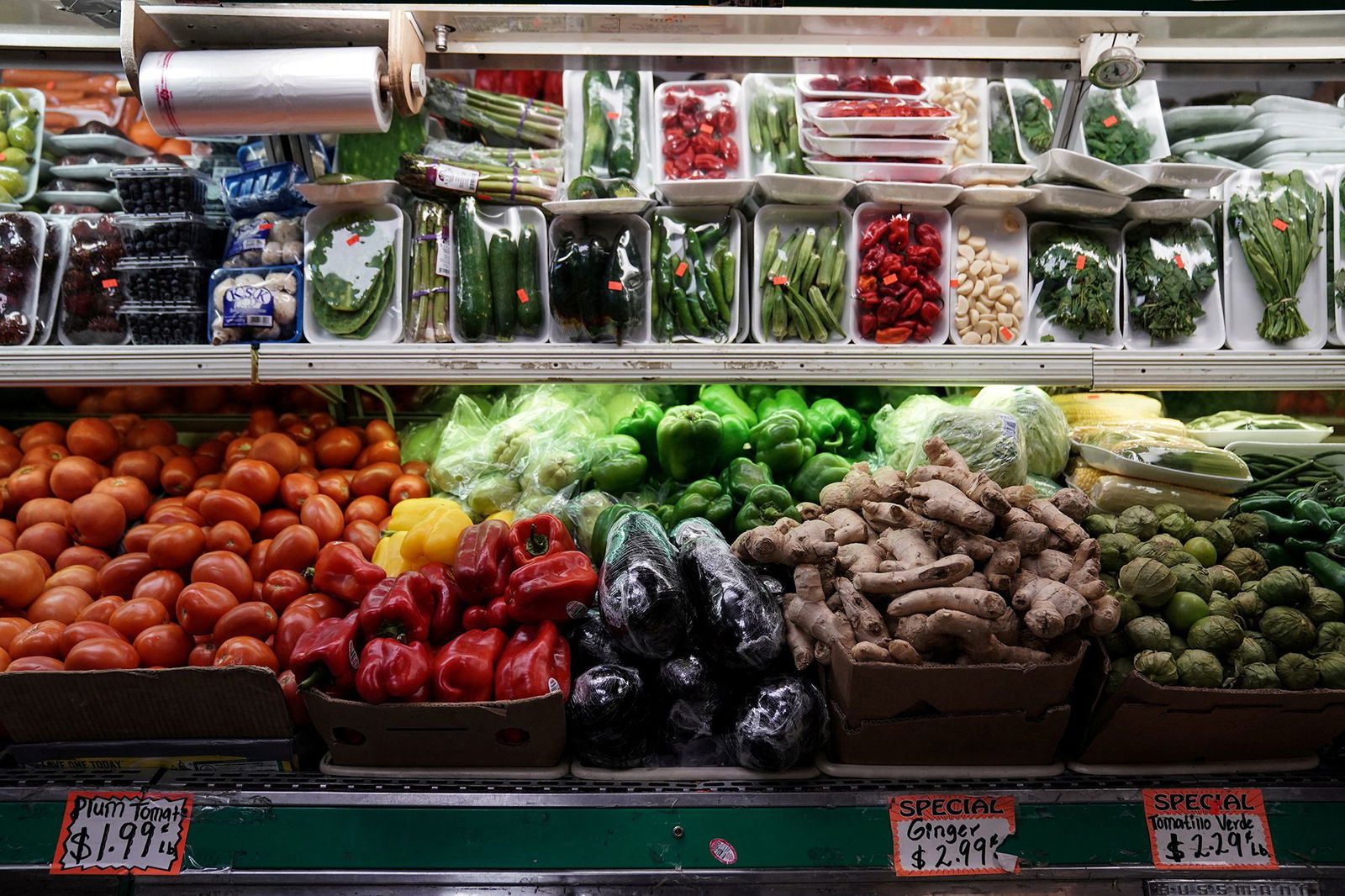 <i>Stephania Corpi/Bloomberg/Getty Images via CNN Newsource</i><br/>Avocados