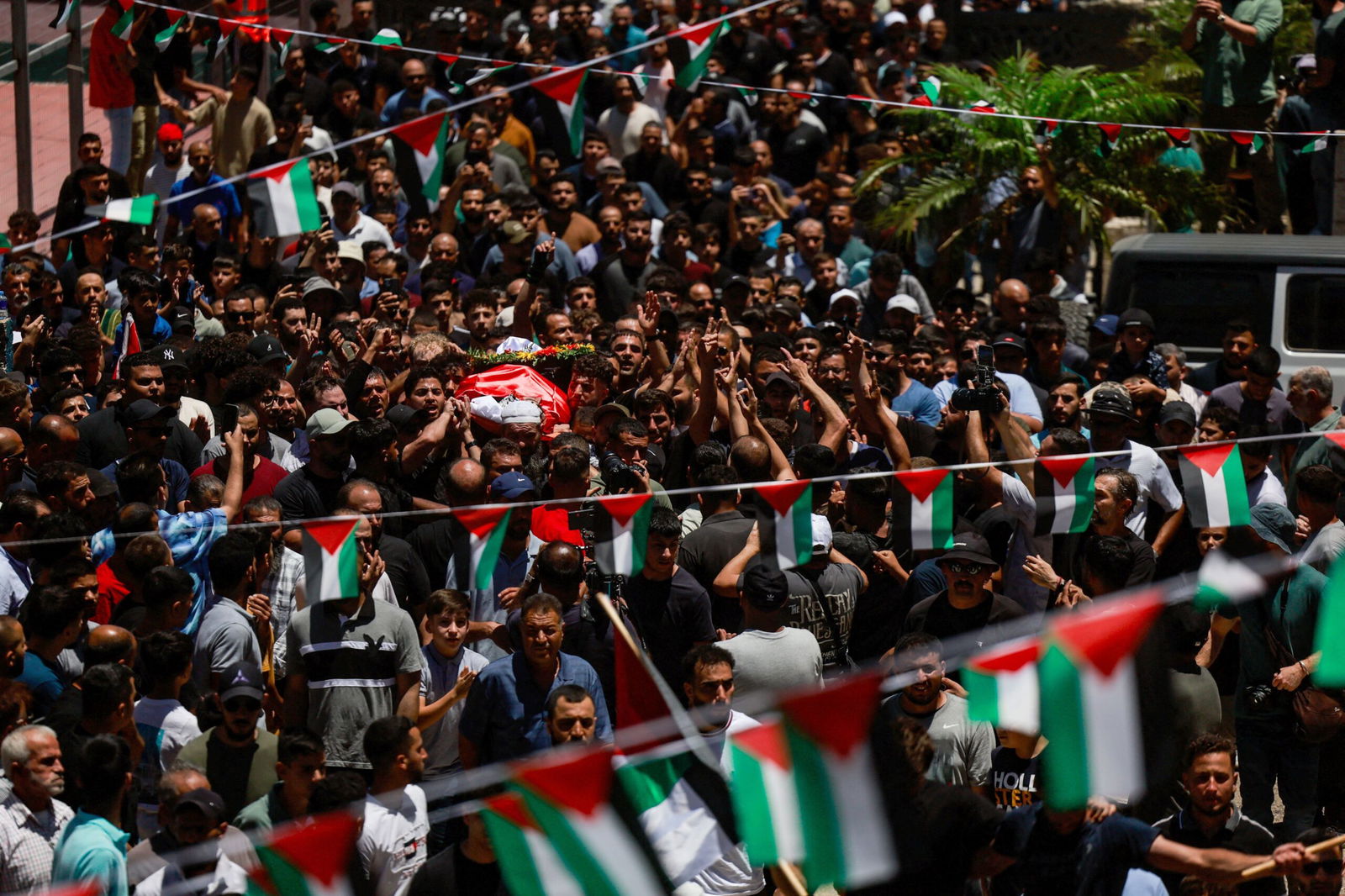 <i>Ammar Awad/Reuters via CNN Newsource</i><br/>