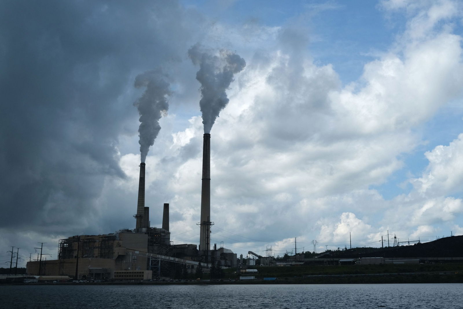 <i>Ulysse Bellier/AFP/Getty Images via CNN Newsource</i><br/>The Mount Storm coal-fired power station