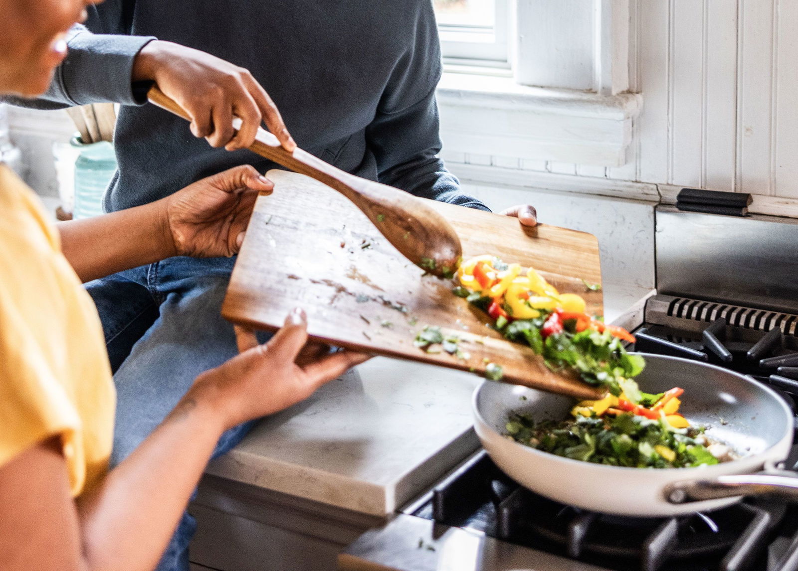 <i>MoMo Productions/Digital Vision/Getty Images via CNN Newsource</i><br/>Meals cooked from whole foods at home are considered