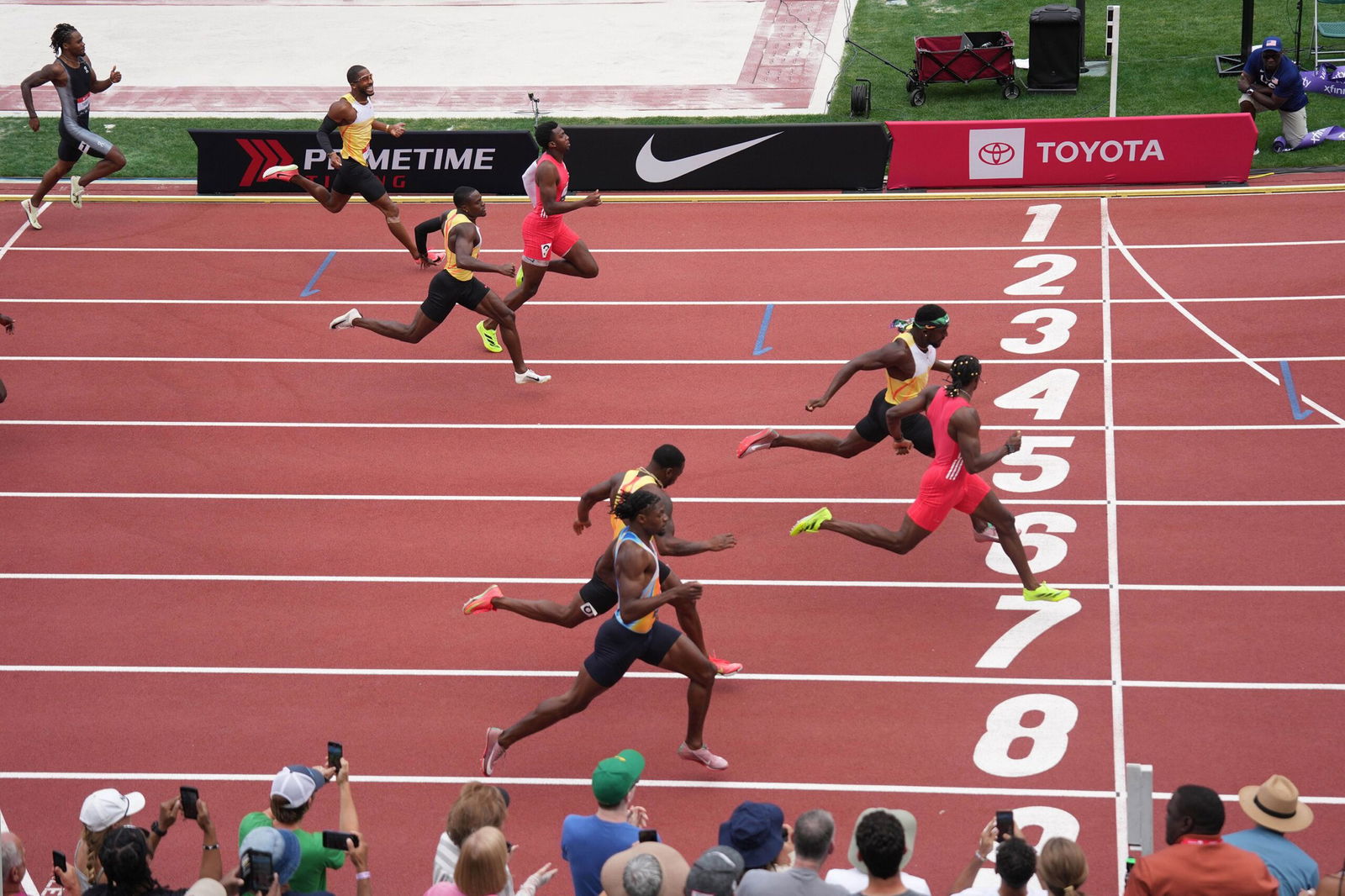 <i>Kirby Lee/Imagn Images/Reuters via CNN Newsource</i><br/>Lyles edges out Bednarek at Eugene's Hayward Field.