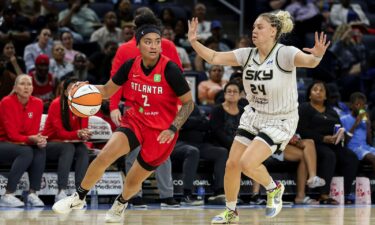 The Atlanta Dream defeated the Chicago Sky to win their fourth straight game.
