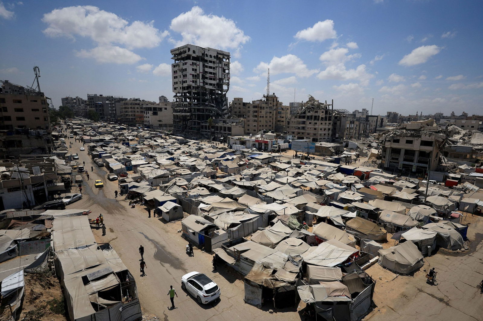 <i>Khaled Desouki/AFP via Getty Images via CNN Newsource</i><br/>Egypt's Foreign Minister Badr Abdelatty gives a press conference in the New Administrative Capital