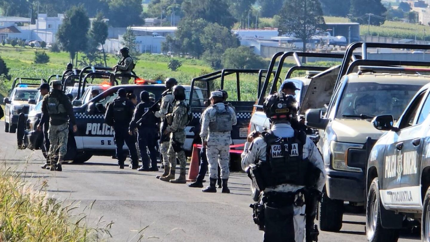 <i>Cuarto de Guerra Tlaxcala via CNN Newsource</i><br/>Mexican authorities are investigating the discovery of six severed human heads that were found between the states of Puebla and Tlaxcala.