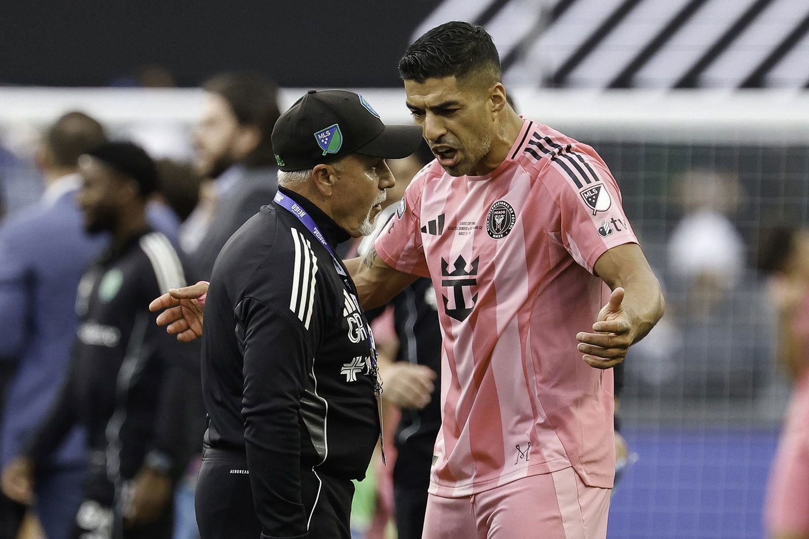 <i>Alika Jenner/Getty Images via CNN Newsource</i><br/>Luis Suárez shouts at a Seattle Sounders staff member during the altercation.