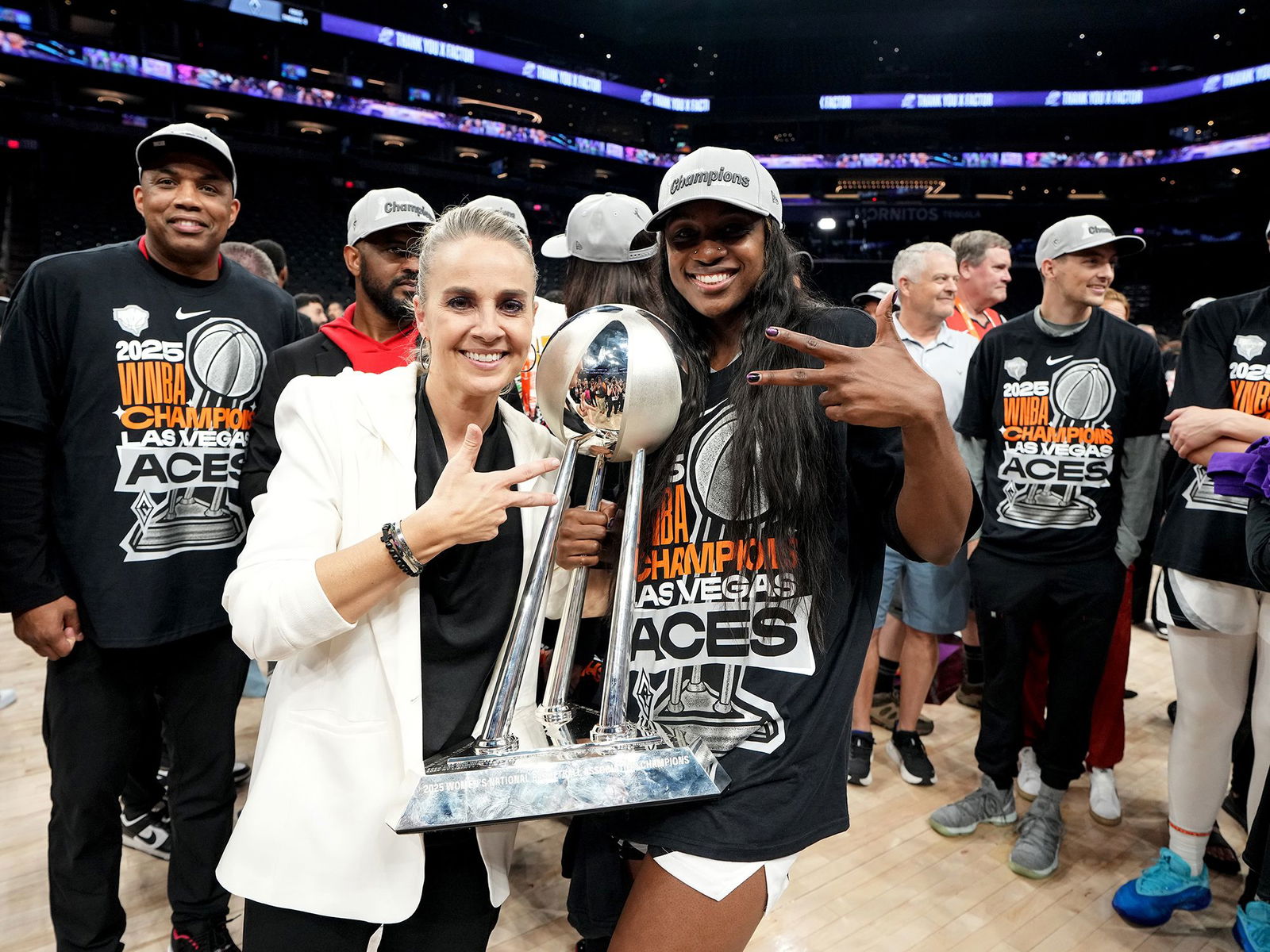 <i>Tim Heitman/Getty Images via CNN Newsource</i><br/>Becky Hammon working with San Antonio Spurs players in April 2022.
