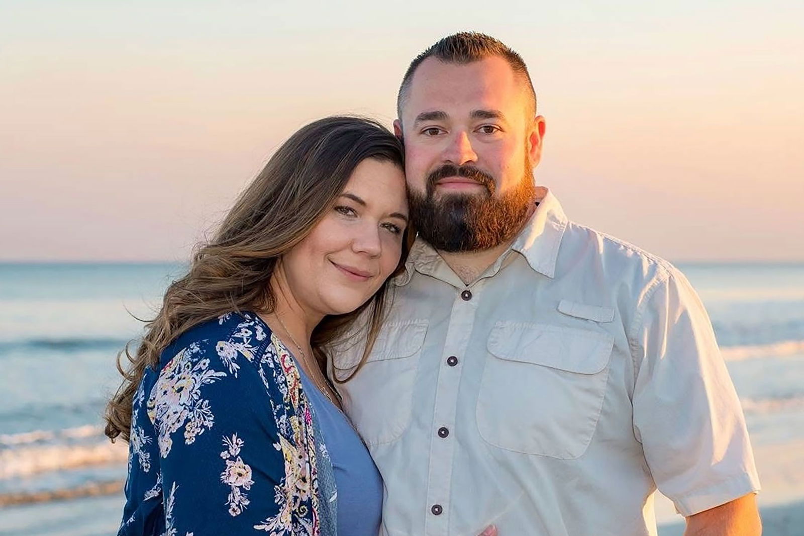 <i>Courtesy Heather Spencer via CNN Newsource</i><br/>Heather and Aaron Spencer are seen here.