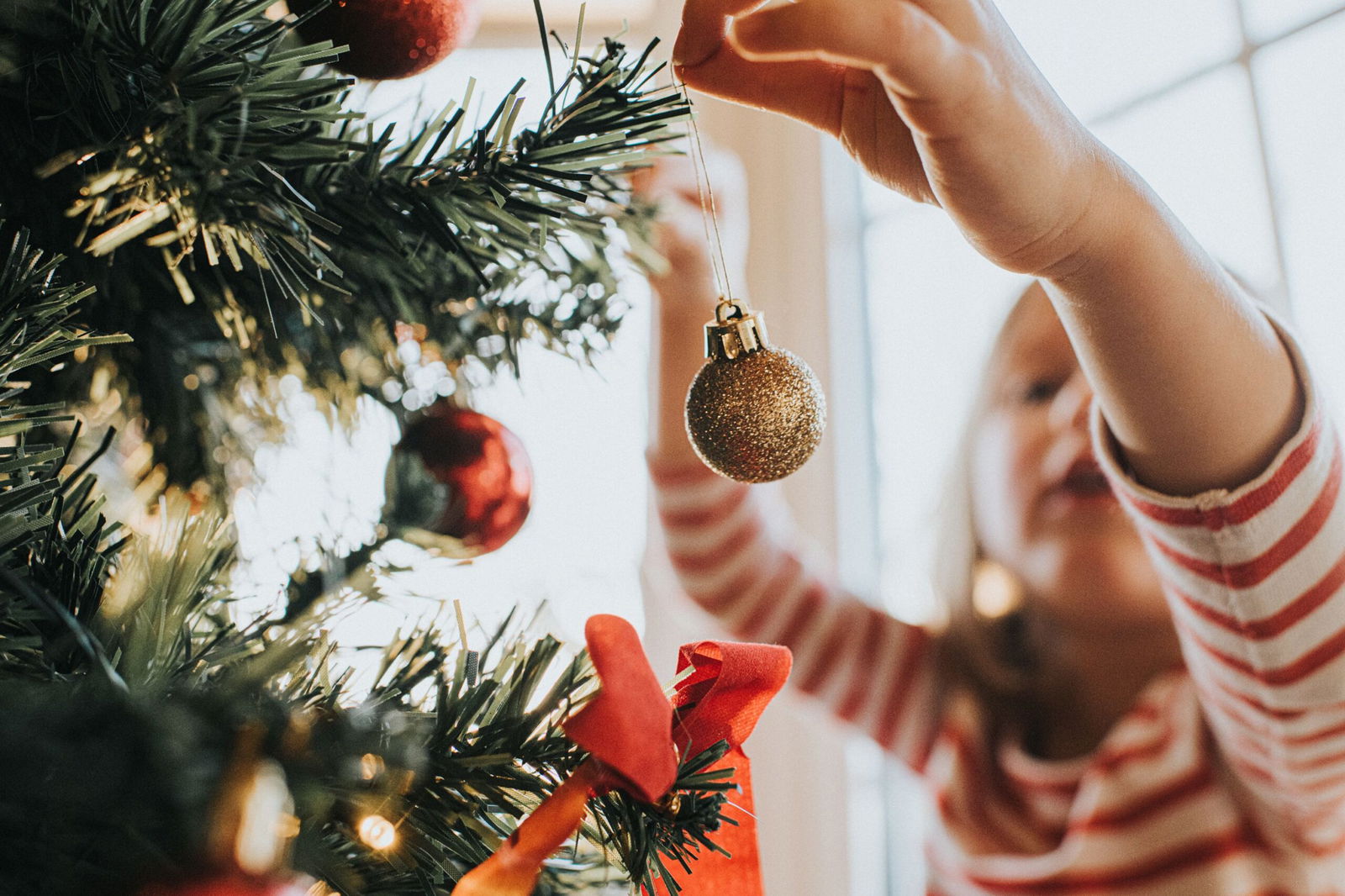 <i>Catherine Falls Commercial/Moment RF/Getty Images via CNN Newsource</i><br/>Allowing children to have one present each is another strategy for encouraging bedtime for excited kids.
