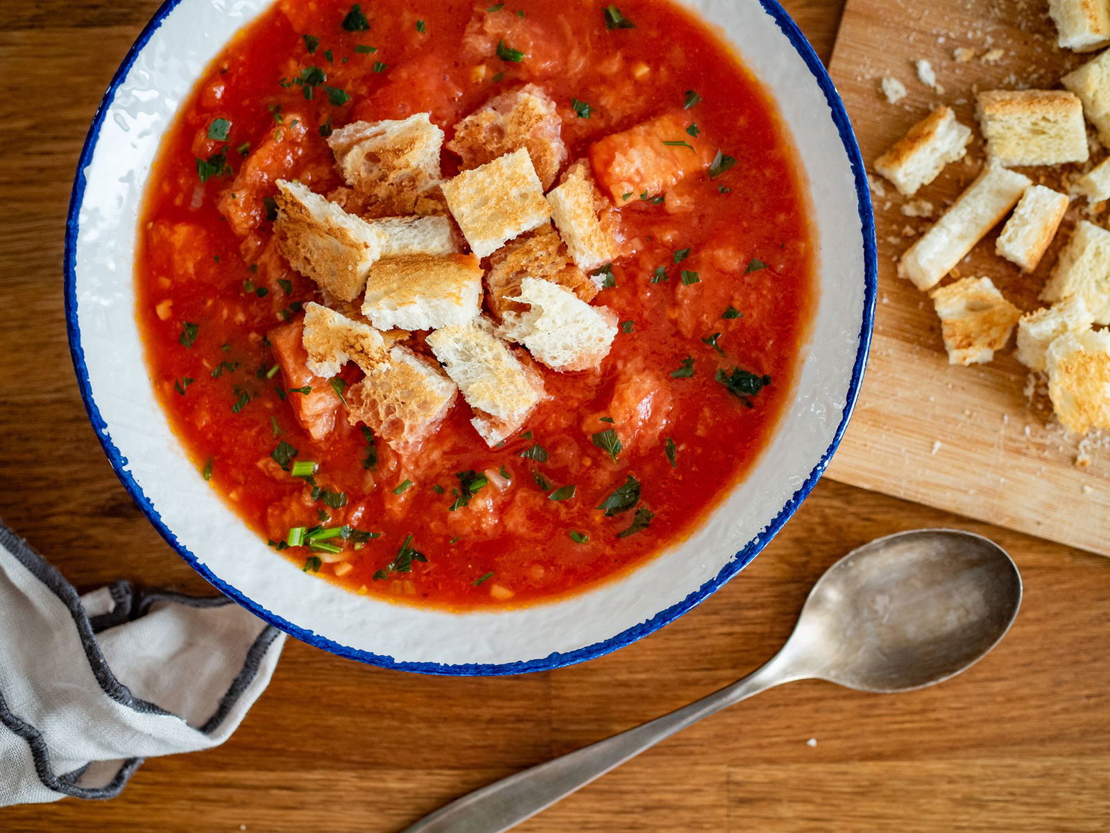 <i>gbh007/iStockphoto/Getty Images via CNN Newsource</i><br/>A tomato sauce helps transform hard