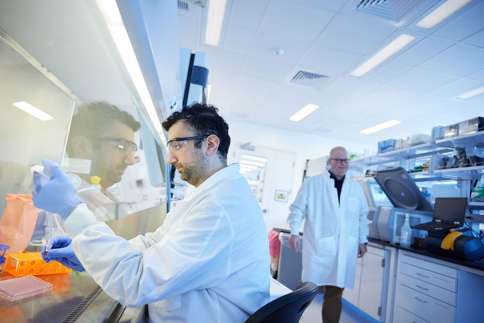 <i>Courtesy Fractyl Health via CNN Newsource</i><br/>Joan Sabadell-Basallote works in the lab at Fractyl Health.