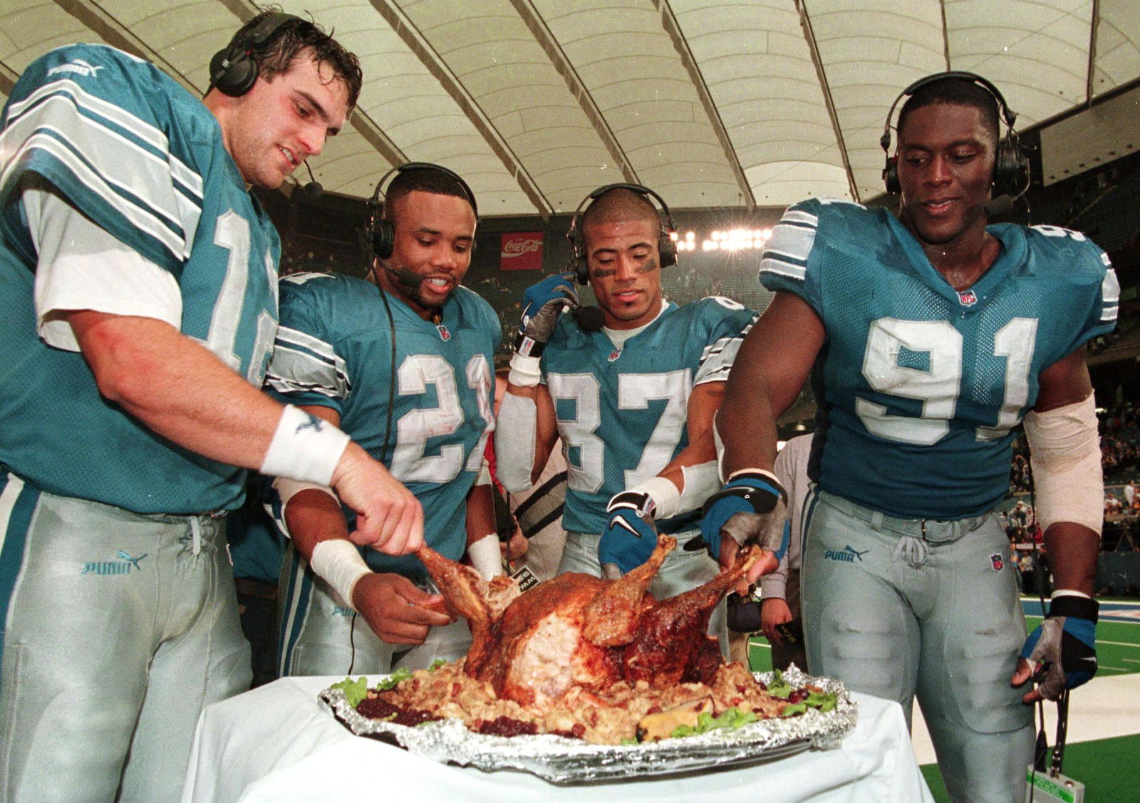 <i>Richard Rodriguez/Getty Images via CNN Newsource</i><br/>Dallas' DaRon Bland (L) and Dak Prescott enjoy some Thanksgiving turkey after a home win on the holiday in 2023.