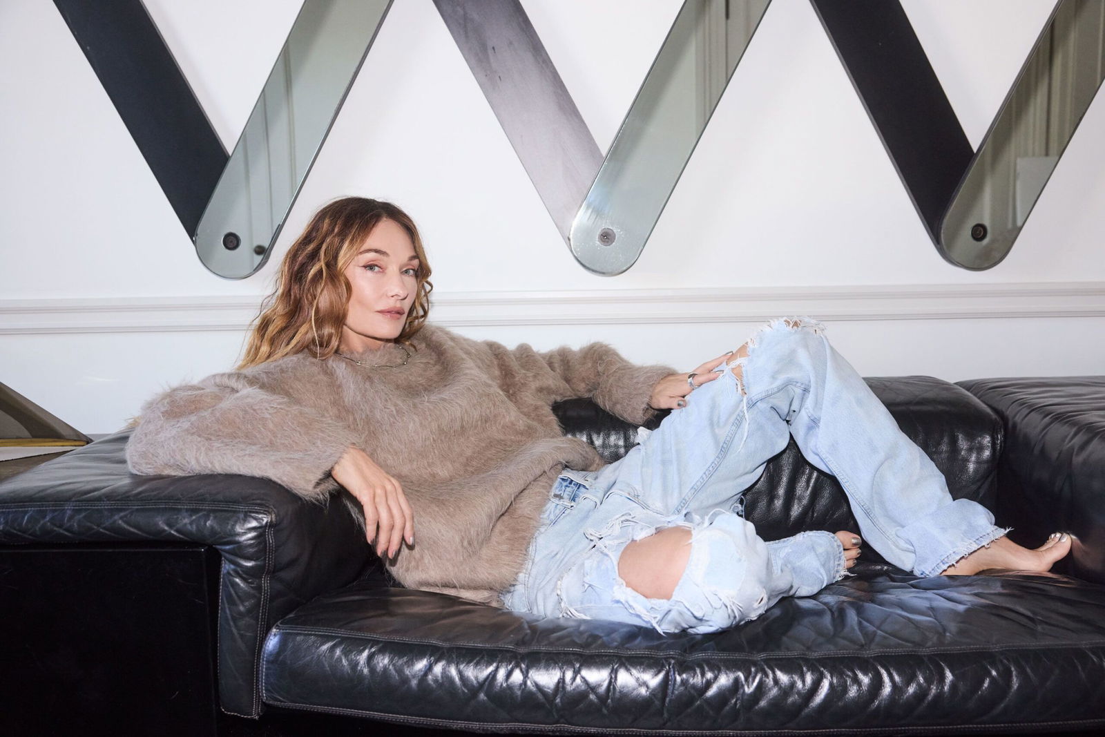 <i>David Roemer via CNN Newsource</i><br/>Kelly Wearstler has touched on nearly every facet of design over her career. Her approach to gift giving is thoughtful and personalized.